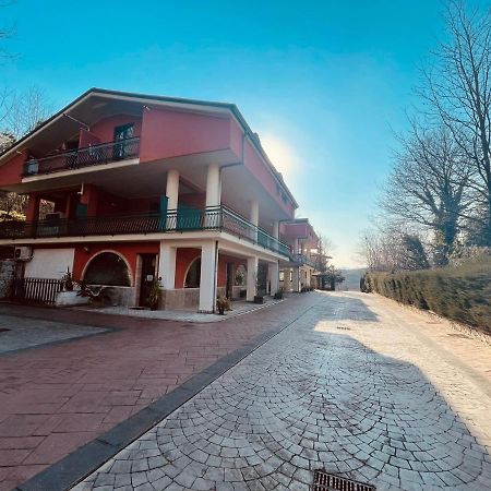 Pietrabianca Country House Manocalzati ภายนอก รูปภาพ