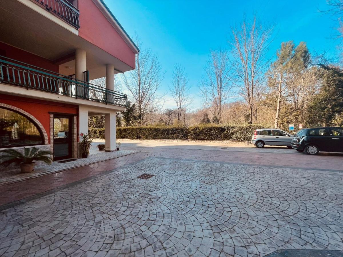 Pietrabianca Country House Manocalzati ภายนอก รูปภาพ