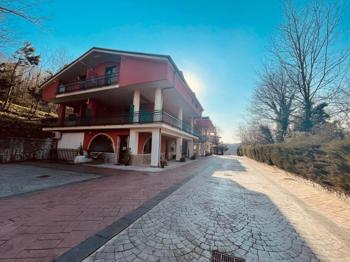 Pietrabianca Country House Manocalzati ภายนอก รูปภาพ