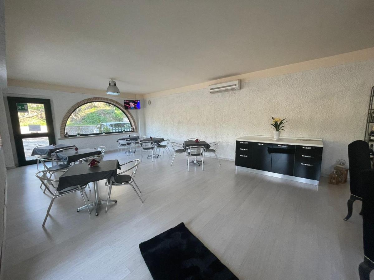 Pietrabianca Country House Manocalzati ภายนอก รูปภาพ