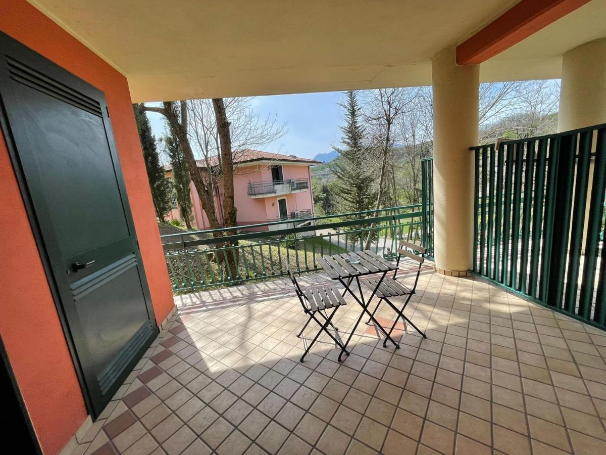 Pietrabianca Country House Manocalzati ภายนอก รูปภาพ