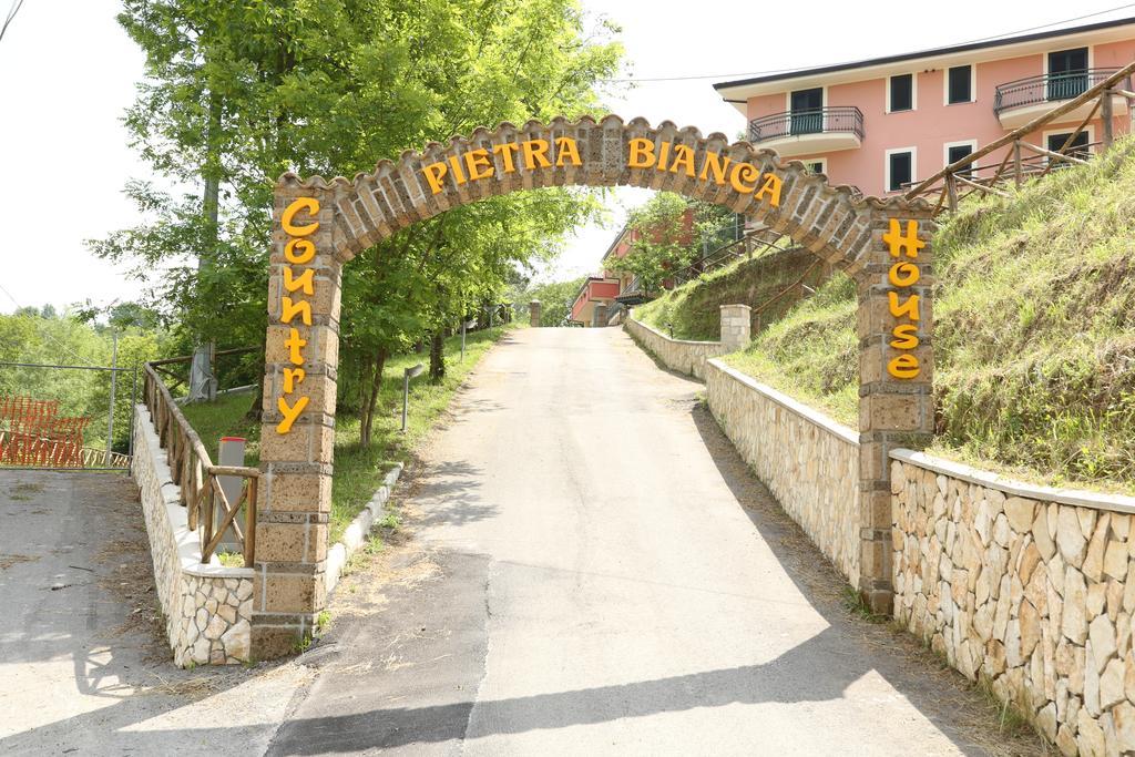 Pietrabianca Country House Manocalzati ภายนอก รูปภาพ